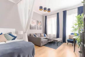 Relocation or expats, only long term stay! 2 min to Metro